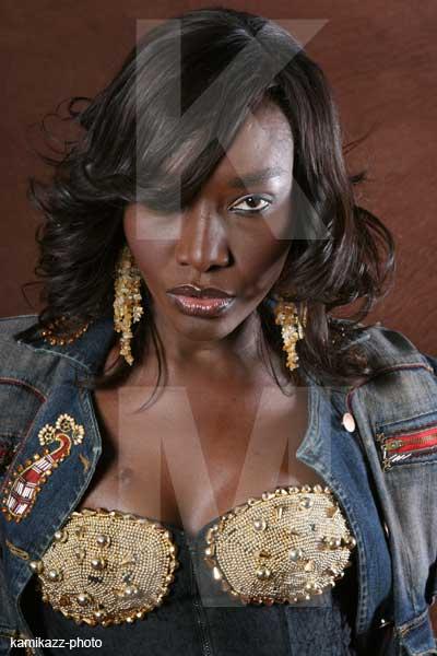 la femm au regard mortel